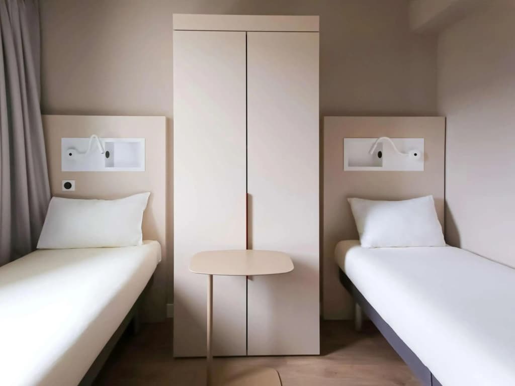 Ibis Budget Saint Genis Pouilly Geneva - Miniature 6