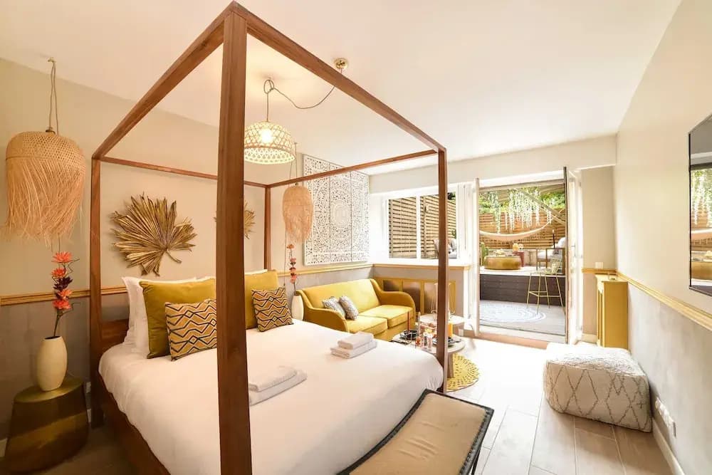 The Majestic Garden Suite - Photo 4
