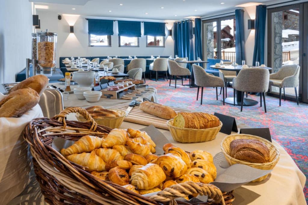 Hotel L'aigle Du Montana By Les Etincell - Photo 5