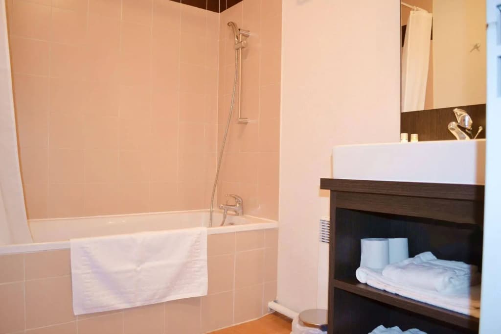 Apart'Hotel Sainte-Marthe - Miniature 8