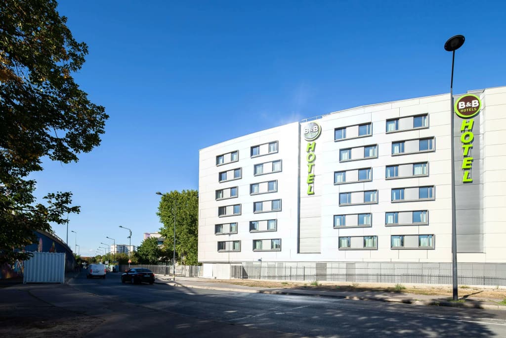 B&B HOTEL Saint-Denis Porte de Paris - Photo 1