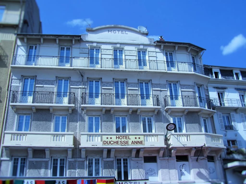 Hotel Duchesse Anne - Photo 1