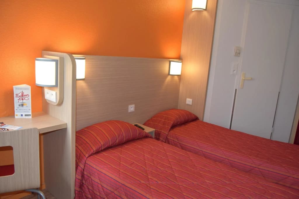 Premiere Classe Creil - Villers Saint Paul - Miniature 6