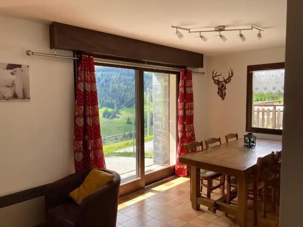 Demi Chalet Le LACHAT - Photo 1