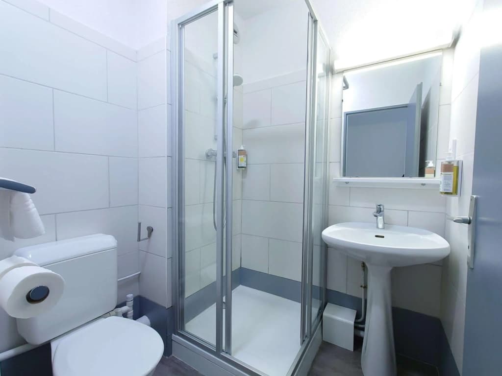 Kyriad Direct Grenoble - Miniature 8