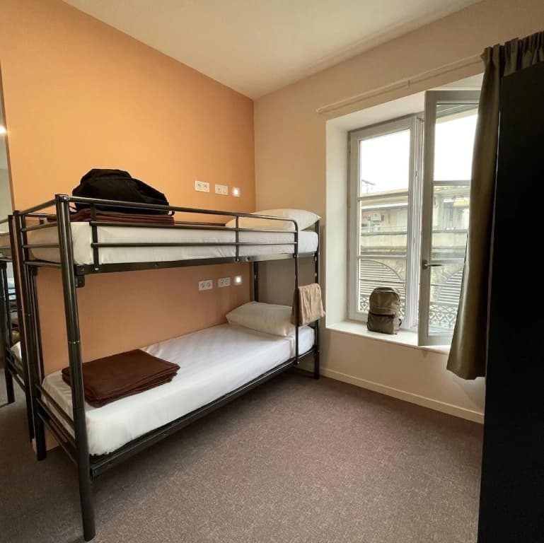 Hostel Flamingo Nîmes Centre Gare - Photo 2