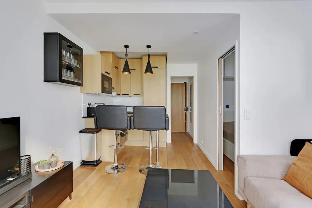 Modern Brunel Classic 1 Bed Apt With Balcony in Paris - Photo 5