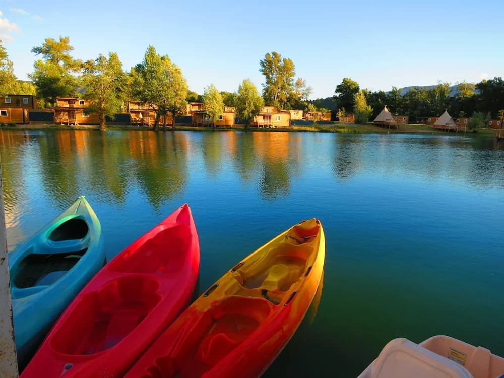 Camping Le Lac Bleu - Photo 3