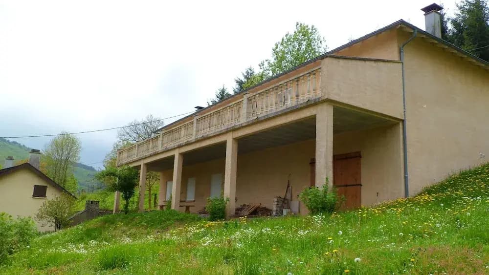 House With 3 Bedrooms in Nages, With Wonderful Lake View and Enclosed - Photo 1