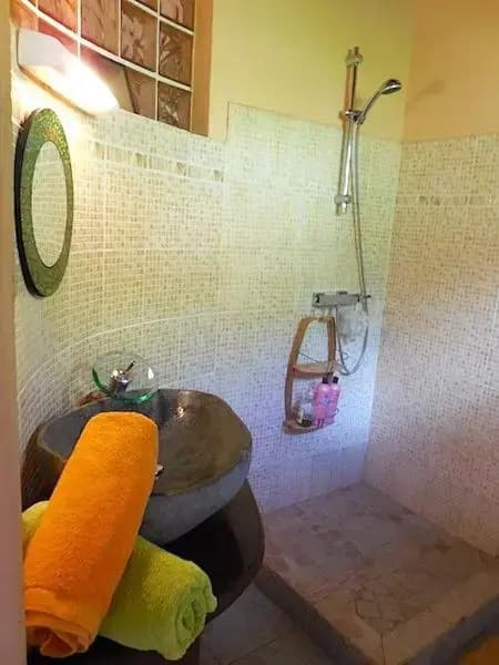 Villa Mascotte proche Bas du Fort avec piscine - Miniature 7