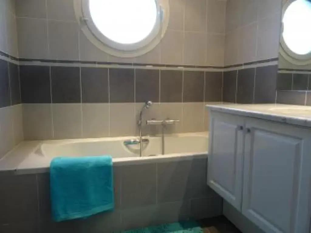 Modern one Bedroomed Apartment Just off the Cannes Seafront With a Terrace and Pool Access - 1753 - Miniature 8