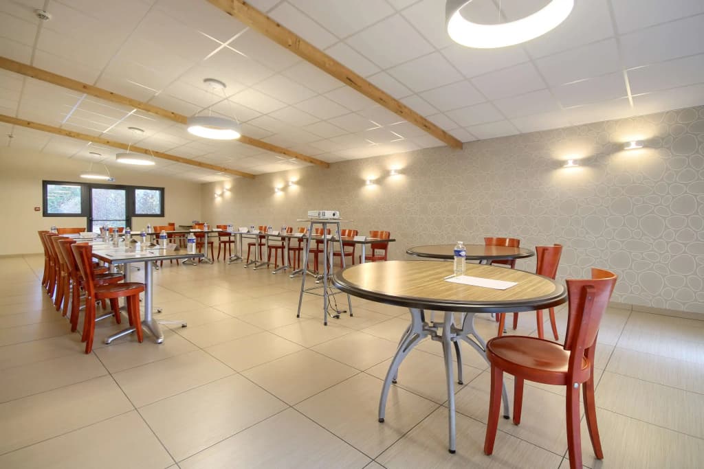 Sure Hotel by Best Western Reims Nord - Photo 3
