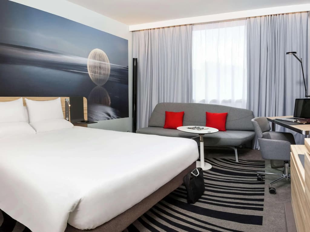 Novotel Strasbourg Centre Halles - Photo 2