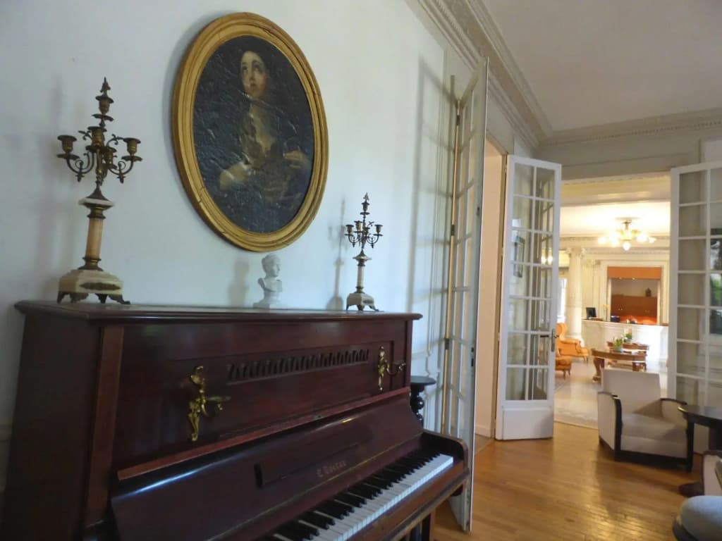 Le Grand Hotel - Photo 2