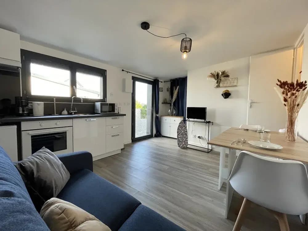 Apartment in Le Mans With Private Parking - Miniature 8