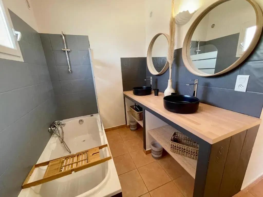 Villas CALA CORSA 4 Chambres - CALA ROSSA Porto-Vecchio - Villa entièrement climatisée à 5 minutes à pied de la plage Cala...