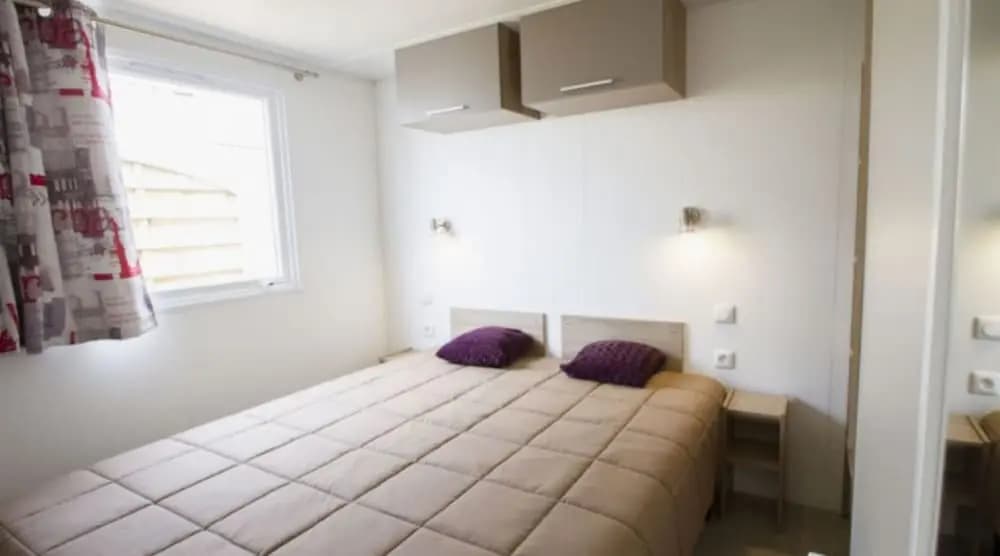 Mobile Home in Bessan With Communal Pool - Photo 1
