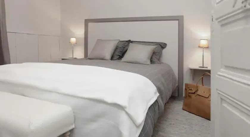 Les suites de la Tour - Photo 1