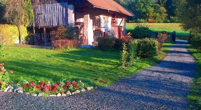 Gite des Sources d'Arvey - Photo 1