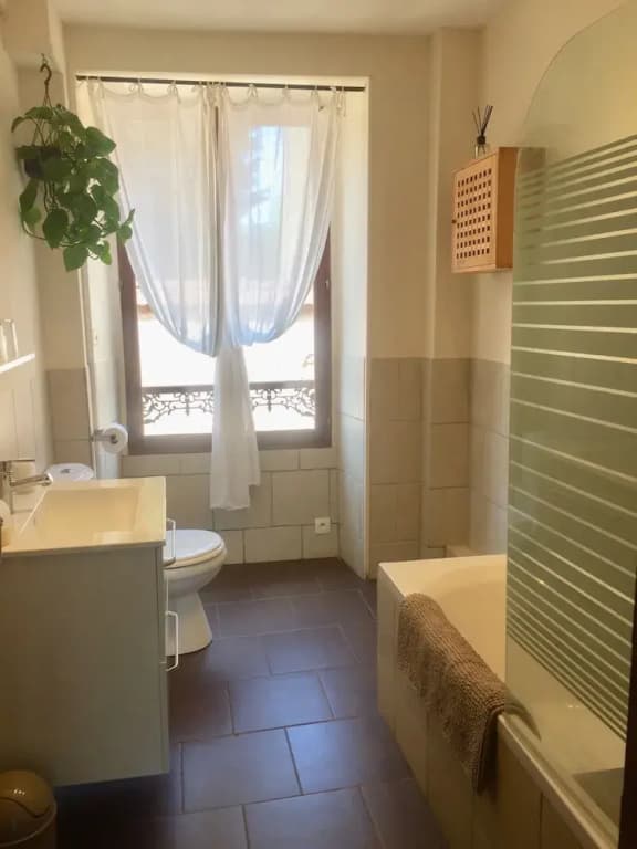 Chaillac Bed & Breakfast - Miniature 8