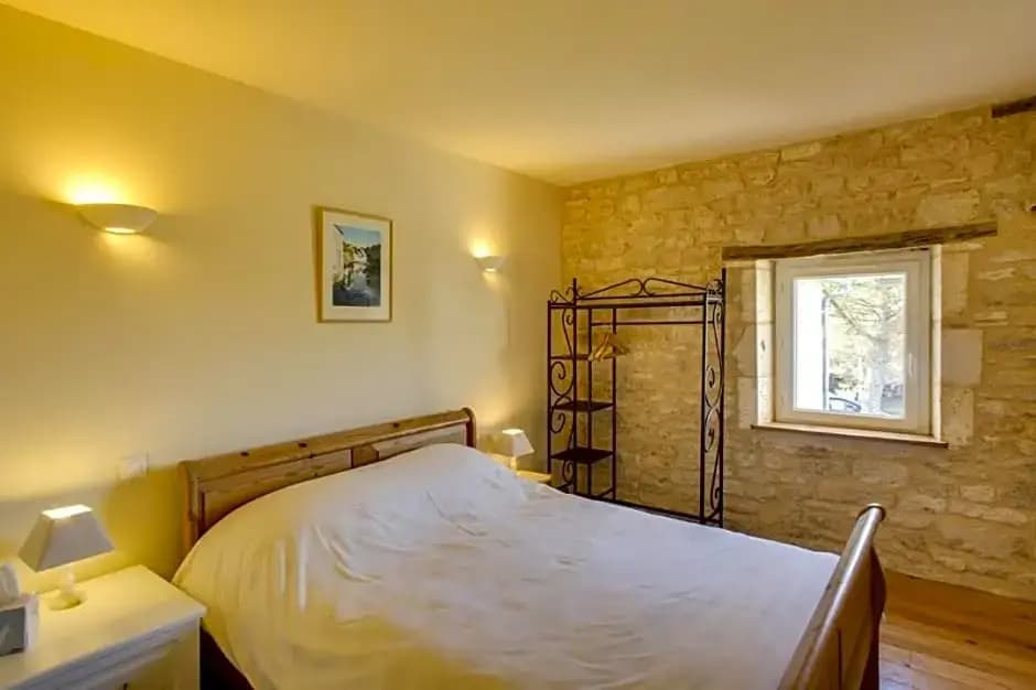Charente Bed and Breakfast - Photo 5