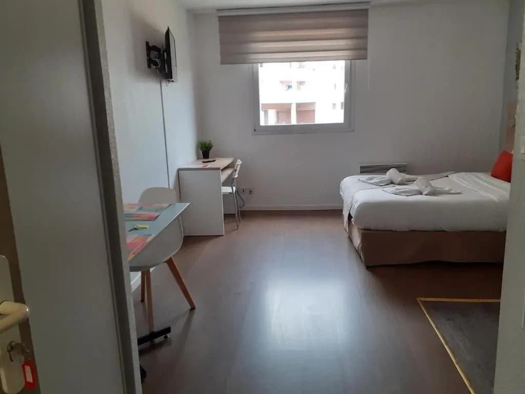 Neoresid Residence Mayol - Photo 1