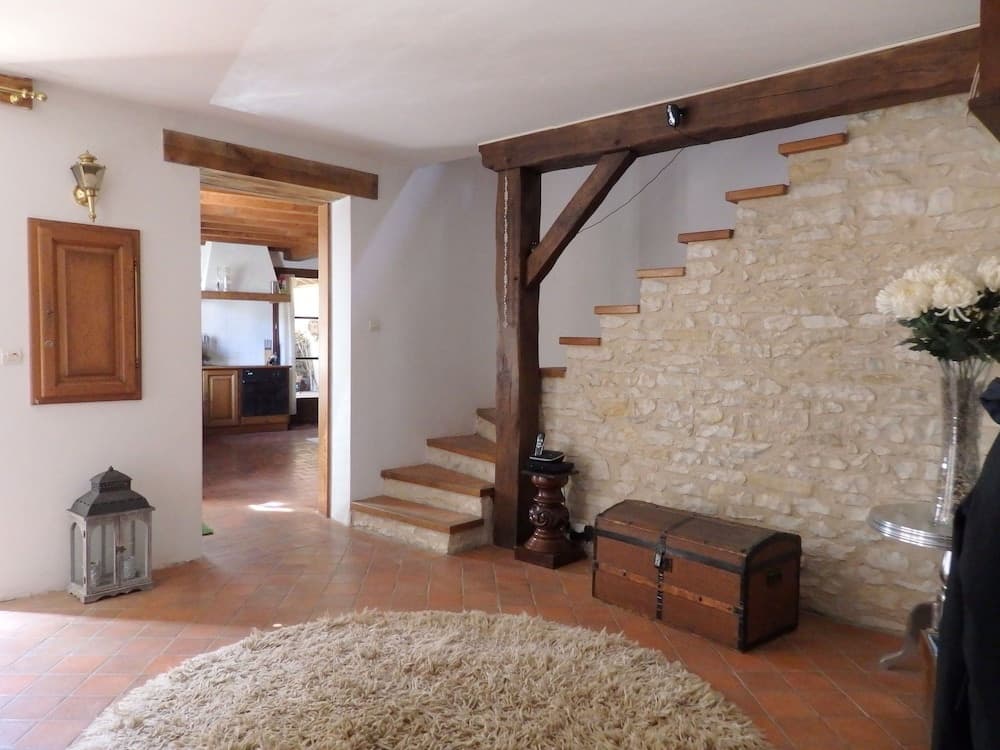Countryside Family Haven for 8 With Pool - Photo 1