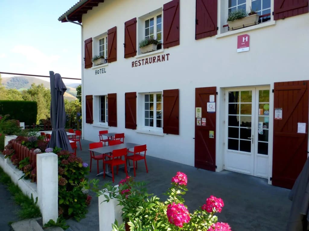 Hôtel Saint Sylvestre - Photo 1
