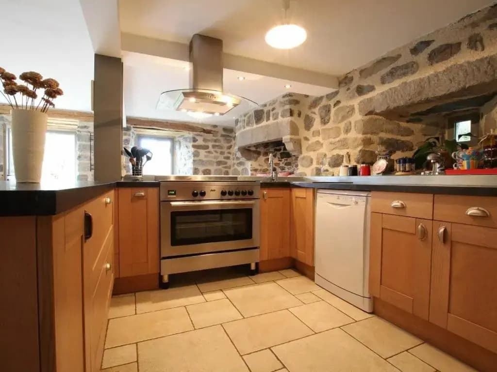 Gîte Saint-Julien-Chapteuil, 4 pièces, 8 personnes - FR-1-582-296 - Photo 4