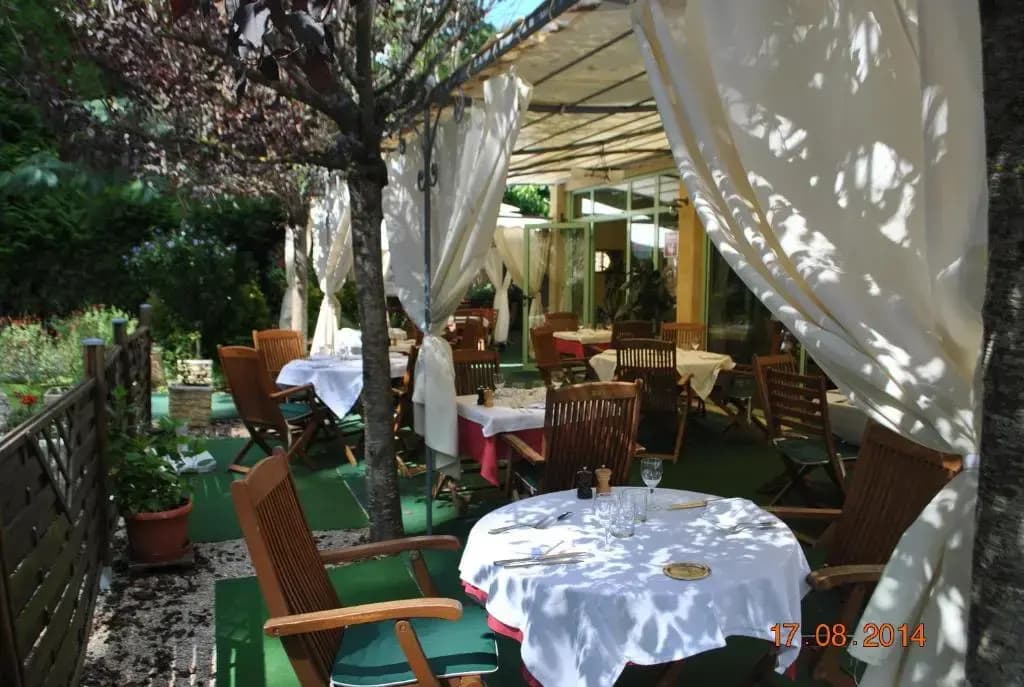 Hôtel Auberge de La Nauze - Miniature 8