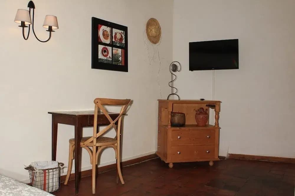L'Escalo - Photo 2