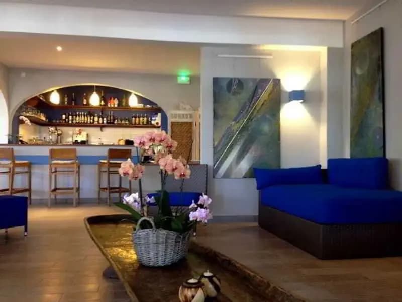 Hotel Exsel Victoria - Photo 2