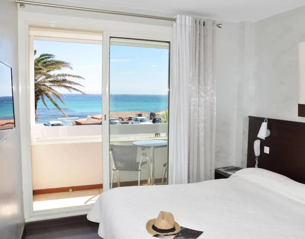 Hôtel La Plage - Miniature 6