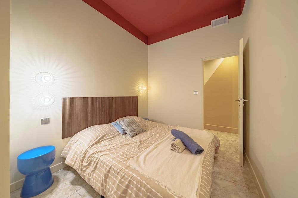 Family Apartment - 3 Bdr/6p - Near the Old Port - Photo 3