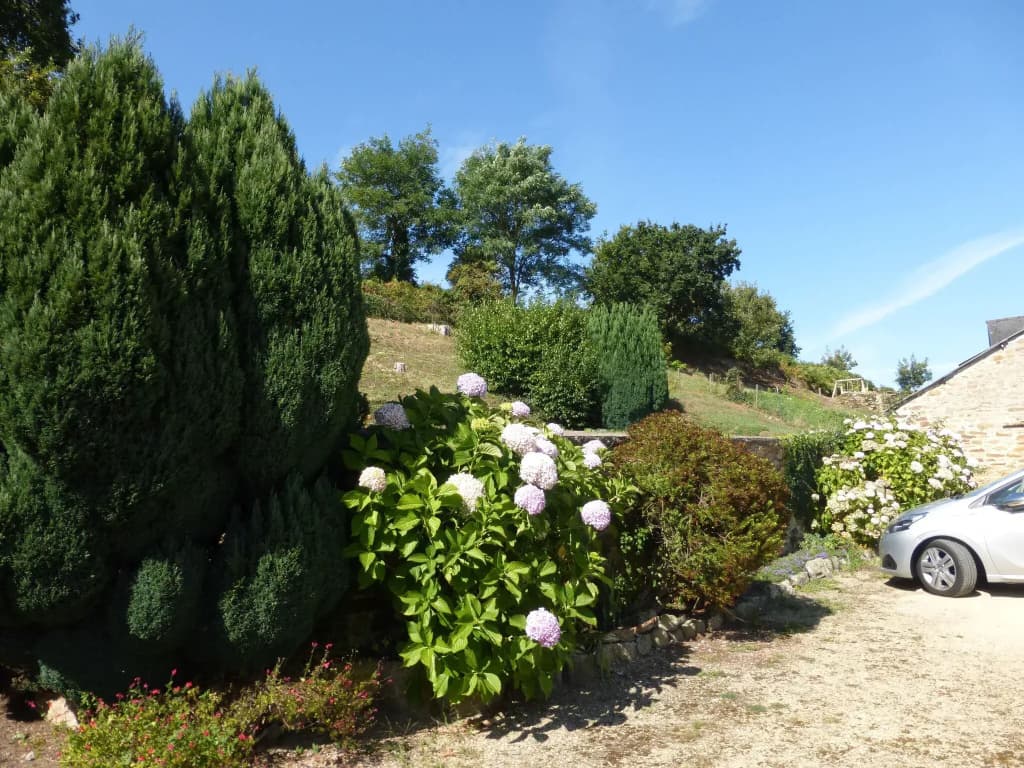 Holiday Accommodation - Miniature 8