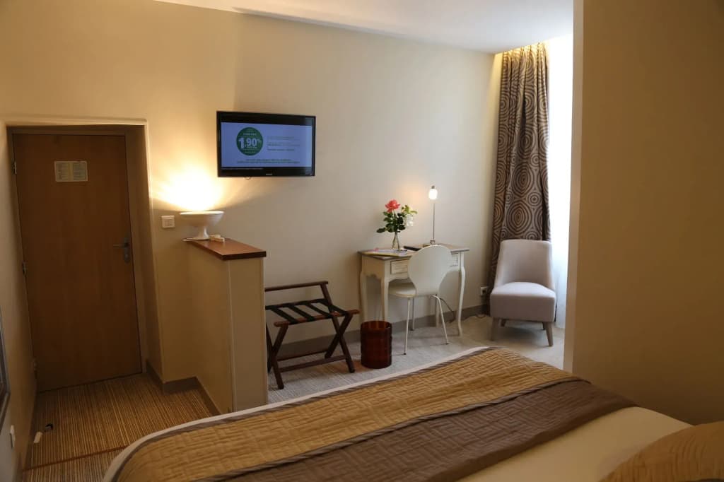Hotel Moderna - Photo 3