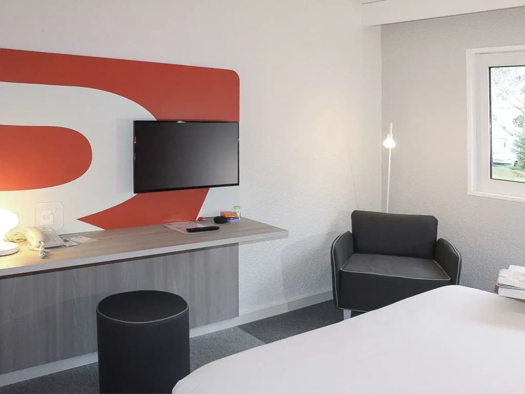 ibis Styles Beauvais - Miniature 7