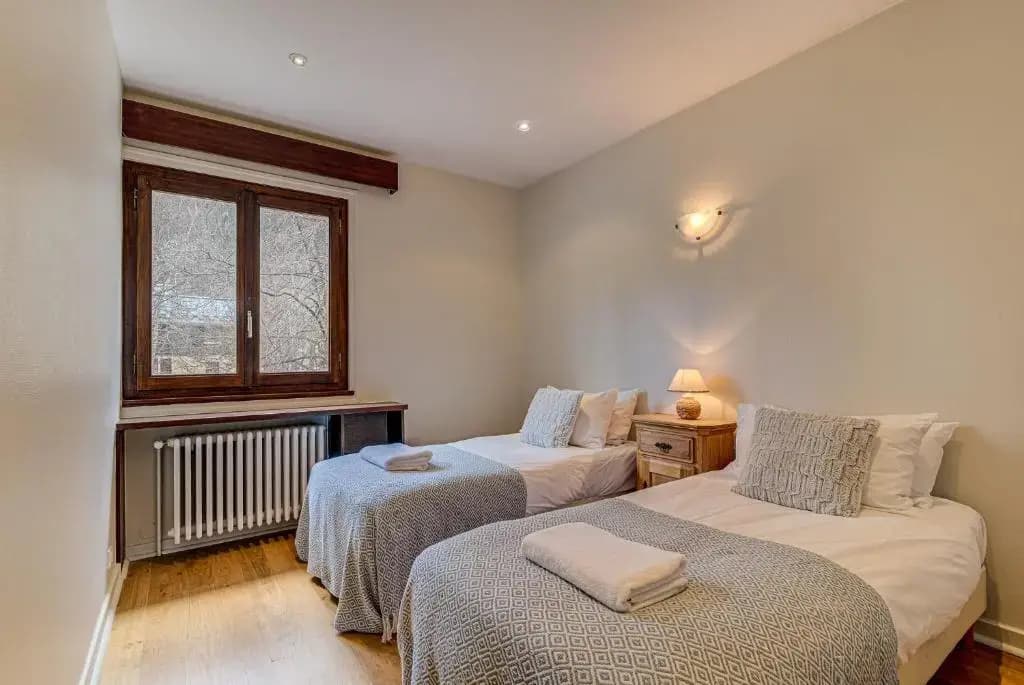 APARTMENT PRESIDENT - Alpes Travel - Central Chamonix - Sleeps 12 - Photo 2