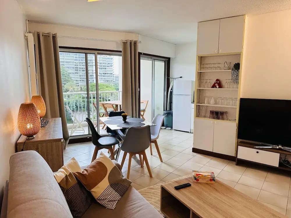 Studio With a Shared Pool Near the Beaches - 2244 - Photo 3
