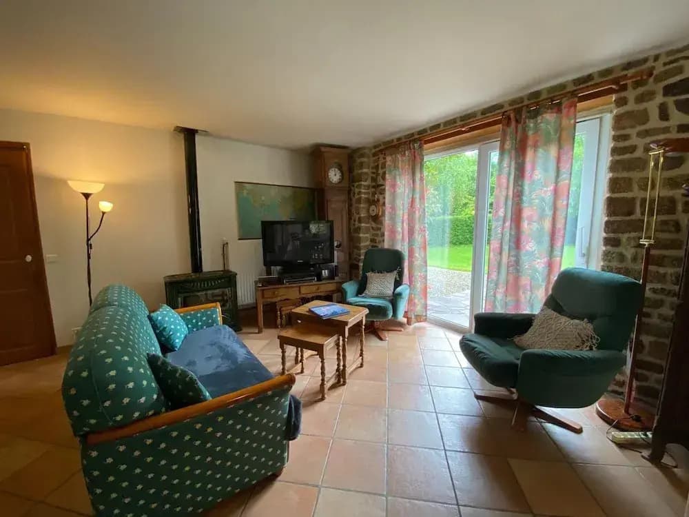 Charming Farmhouse Near the bay of Mont St Michel - Photo 3