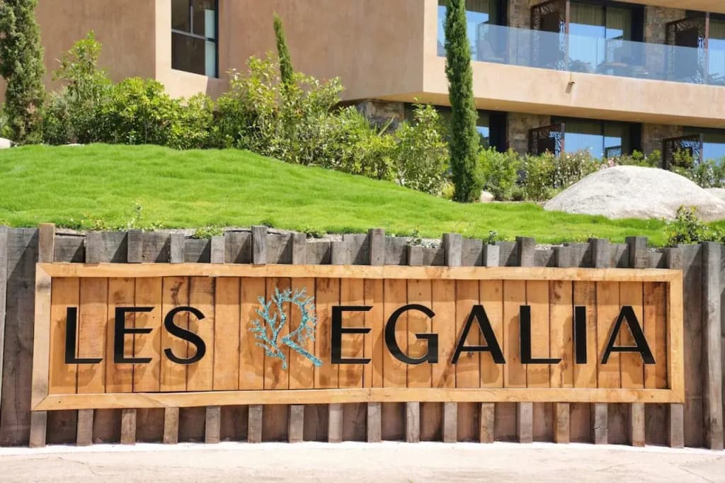 Les Regalia Hotel & SPA - Photo 1