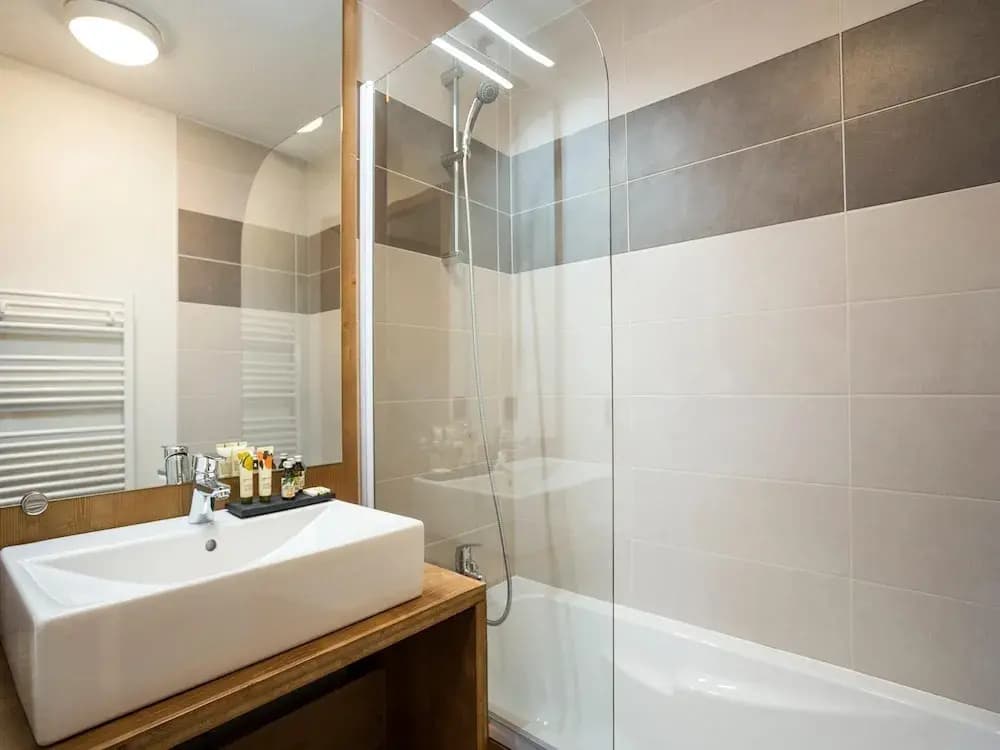 Apartment in Beaufort With Spa & Mountain Views - Miniature 7