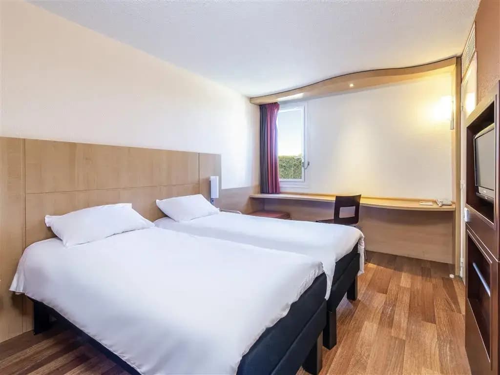 ibis Issoire - Photo 3