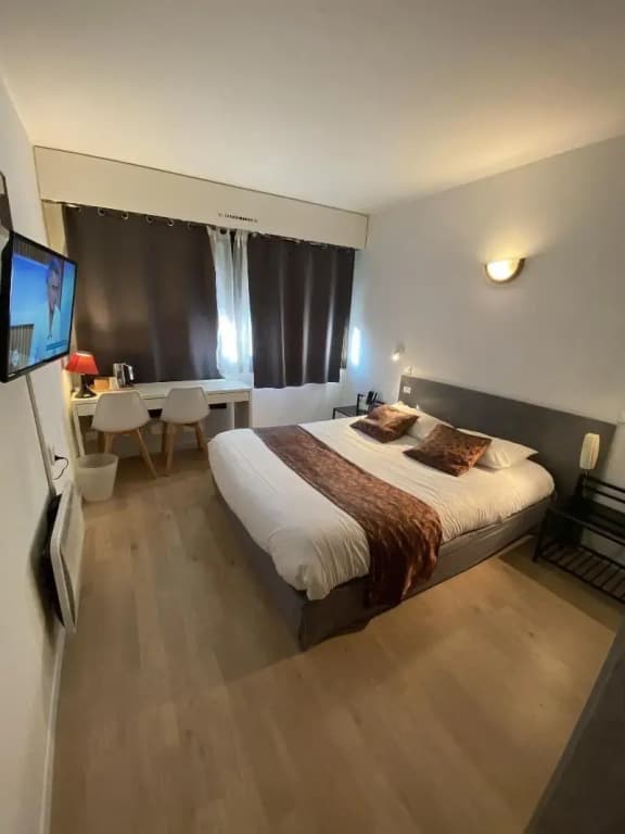 Savoie Hotel - Miniature 6
