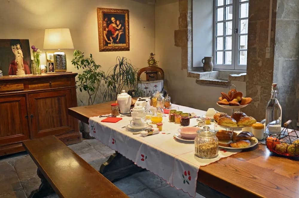 Association Le prieuré Saint Barthélémy - Miniature 8