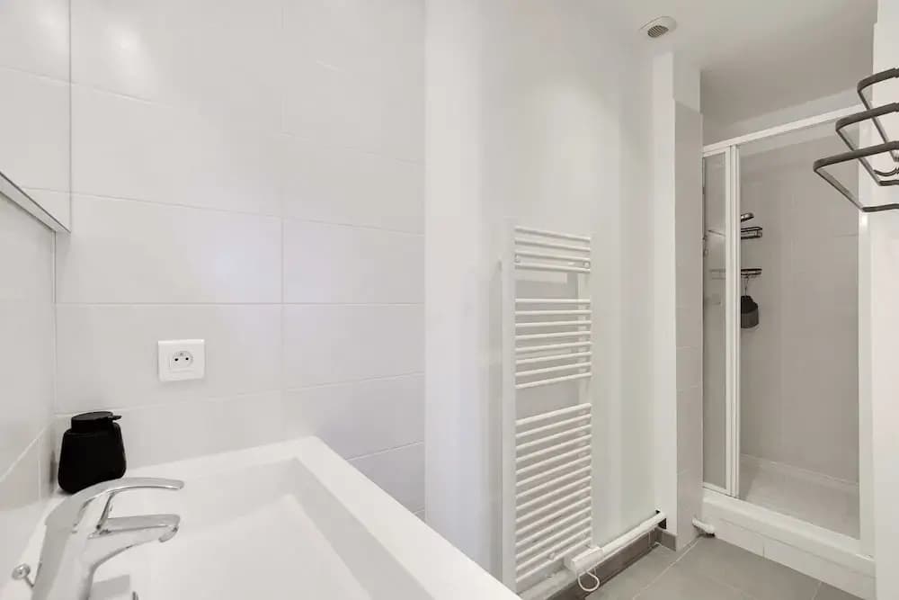 Elegant Apt - 1bdr/4p - Marais / Place des Vosges - Miniature 7