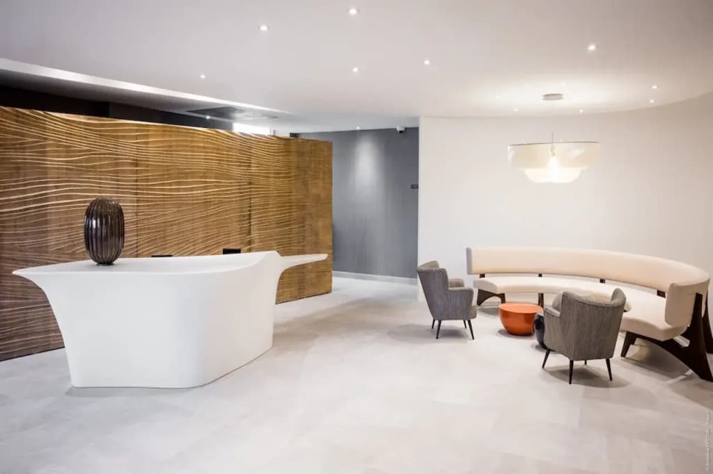 Simon Hotel - Photo 2