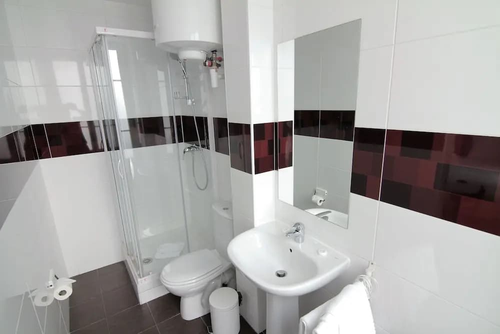 Hotel Le Cantal - Miniature 7