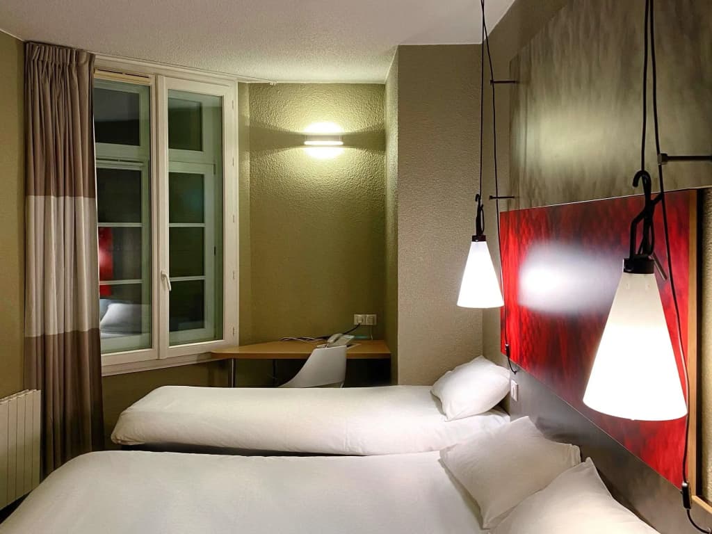 ibis Saint Omer Centre - Photo 2