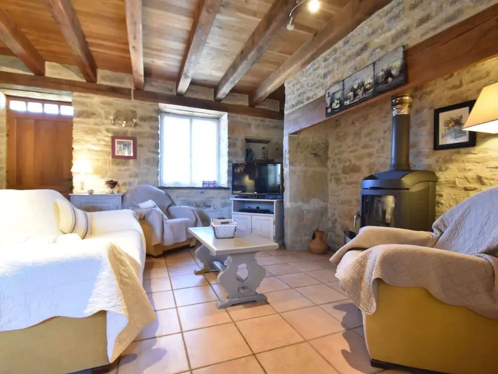 Authentic Holiday Home With Private Swimming Pool and Stunning View in France - Photo 3